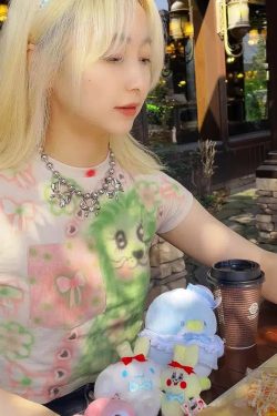 Indie Leon Y2K Retro Bow Tee - Perfect for 90s and Y2K Summer Outfits