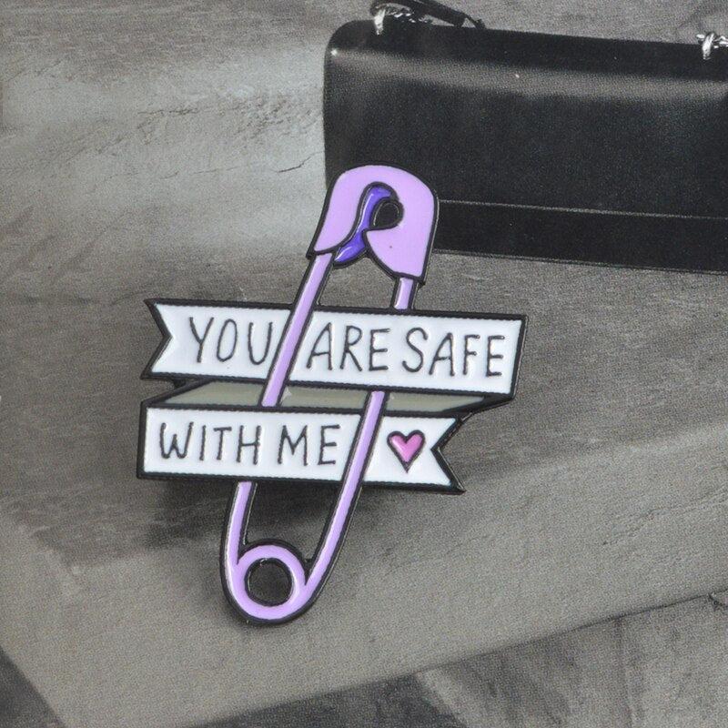 Retro Y2K Grunge 'You Are Safe With Me' Pins - Perfect for 90s and Y2K Outfits Retro Y2K Grunge 'You Are Safe With Me' Pins - Perfect for 90s and Y2K Outfits