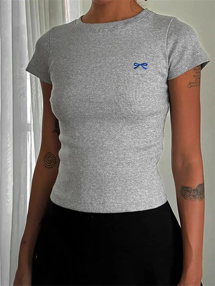 Retro Y2K Grunge Bow Basic Tee - Perfect for 90s Summer Outfits & Douyin Style Retro Y2K Grunge Bow Basic Tee - Perfect for 90s Summer Outfits & Douyin Style