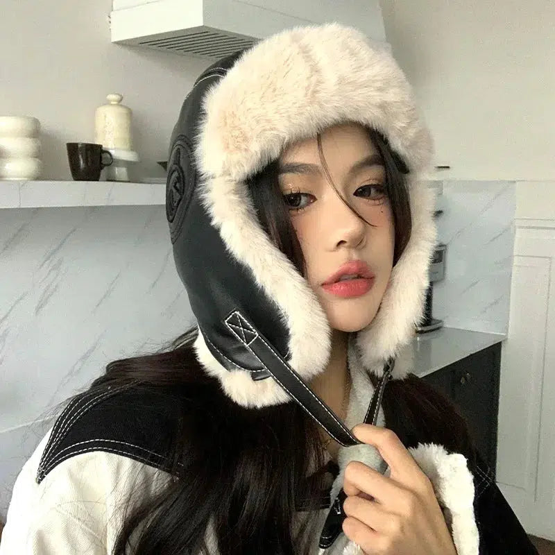 Vintage Faux Fur Aviator Hat - Retro Y2K Fashion Accessory for Grunge & 90s Outfits Vintage Faux Fur Aviator Hat - Retro Y2K Fashion Accessory for Grunge & 90s Outfits