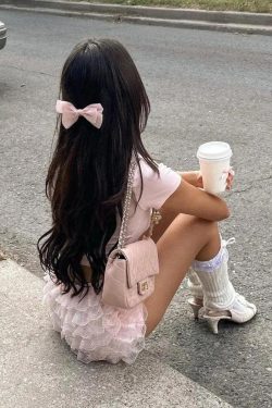 Y2K Coquette Lace Ruffled Shorts - Retro 90s Summer Fashion