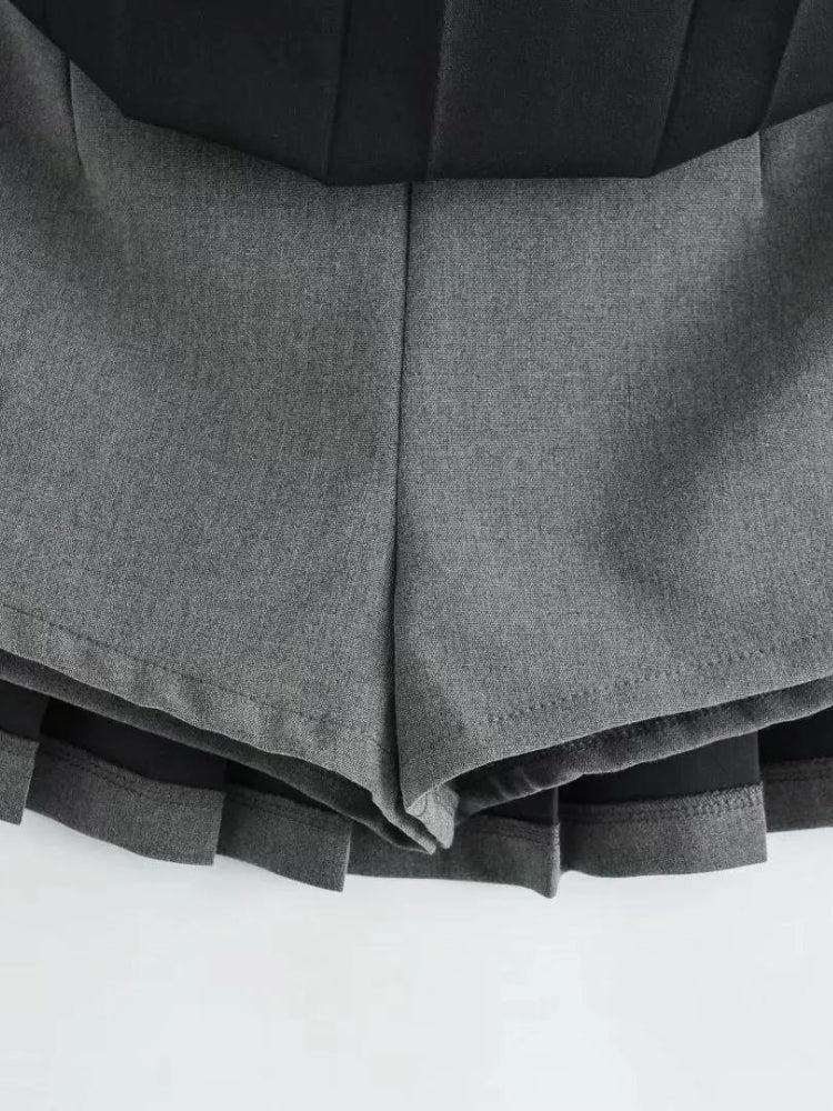 Y2K Pleated Mini School Skort - Retro 90s Fashion Grunge Outfit Y2K Pleated Mini School Skort - Retro 90s Fashion Grunge Outfit