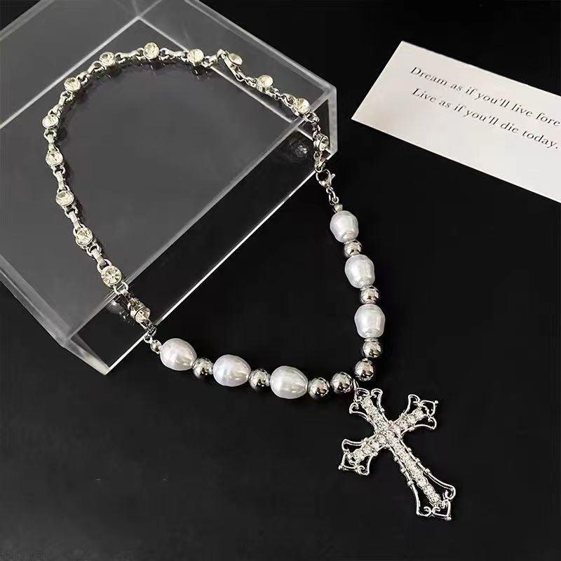 Y2K Retro Style Cross Pearl Necklace - Perfect for 90s and Grunge Outfits