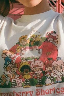 90s-Style Cartoons Top: Y2K Fashion Nostalgia with a Retro Vibe