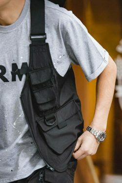 ant Convertible Utility Vest/Bag - Y2K Fashion, Coquette & Grunge Aesthetic