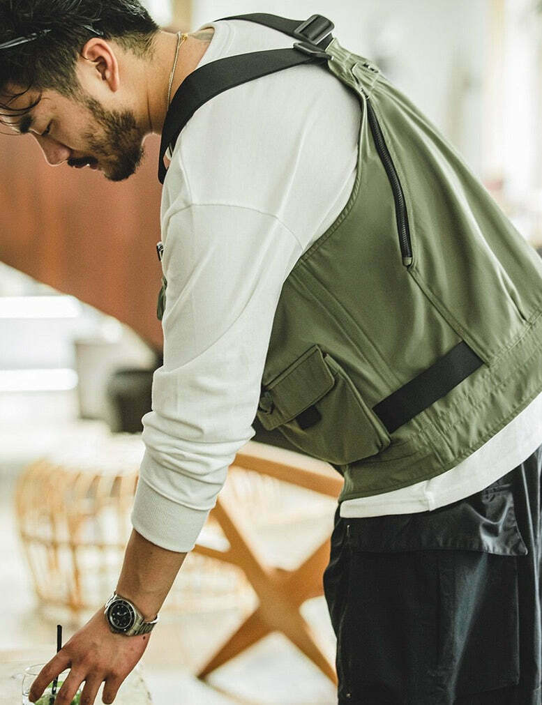 ant Convertible Utility Vest/Bag - Y2K Fashion, Coquette & Grunge Aesthetic ant Convertible Utility Vest/Bag - Y2K Fashion, Coquette & Grunge Aesthetic