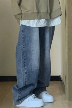 Blue Wash Boyfriend Jeans with Pocket Design - Y2K Fashion Aesthetic for Women