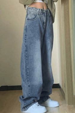 Blue Wash Boyfriend Jeans with Pocket Design - Y2K Fashion Aesthetic for Women