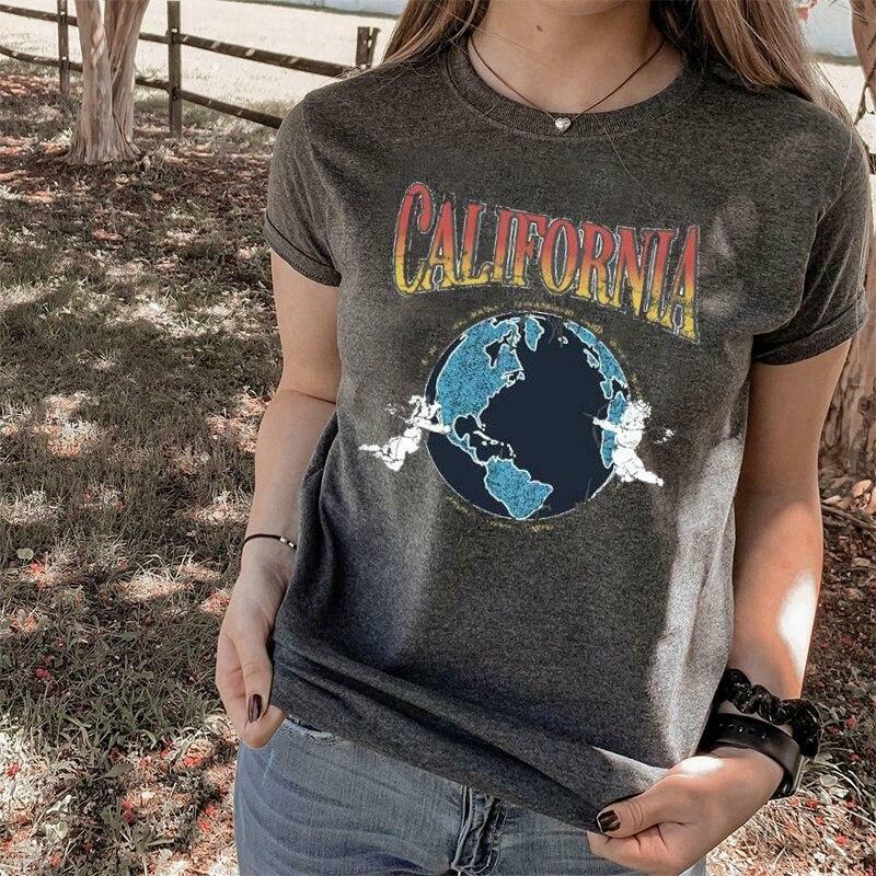 California Dreamin' Y2K Aesthetic Tee - Coquette Style Grunge Fashion for Women