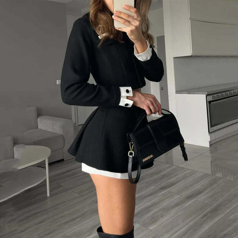 Casual Skirt Suit with Y2K Aesthetic, Grunge Style, and Coquette Vibes - Women's Niche Fashion Casual Skirt Suit with Y2K Aesthetic, Grunge Style, and Coquette Vibes - Women's Niche Fashion