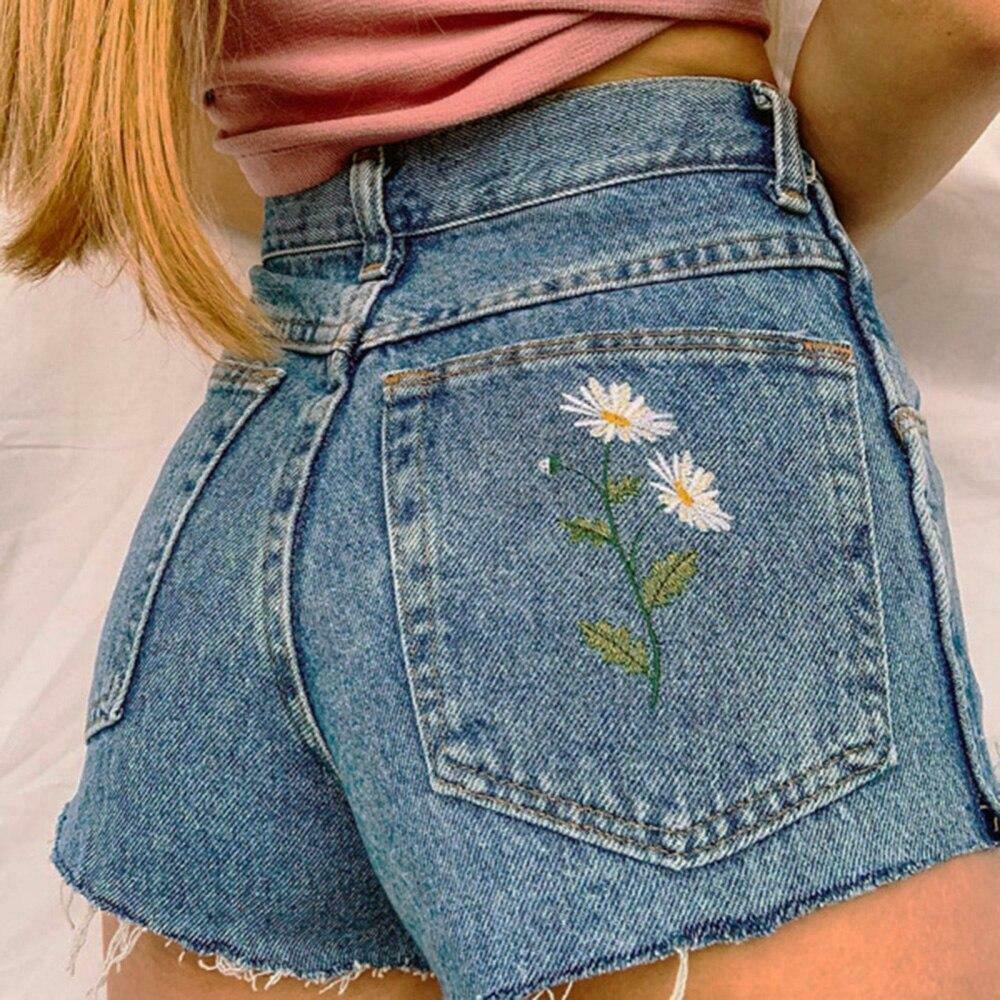 Chamomile Embroidery Denim Shorts - Y2K Aesthetic Coquette Grunge Chamomile Embroidery Denim Shorts - Y2K Aesthetic Coquette Grunge