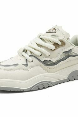 Chunky Lace Phat Sneakers - Green Aesthetic Footwear for Women