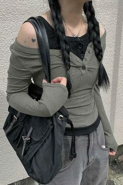 Color-Block Crop Top: Y2K Aesthetic Long Sleeve Mock Two Piece for Women