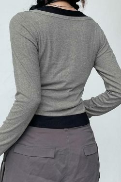 Color-Block Crop Top: Y2K Aesthetic Long Sleeve Mock Two Piece for Women