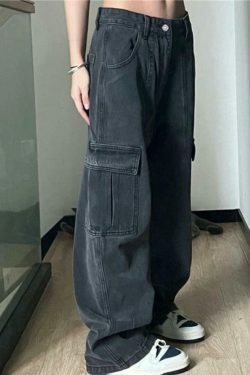 Coquette Aesthetic Cargo Jeans with Oversized Pockets