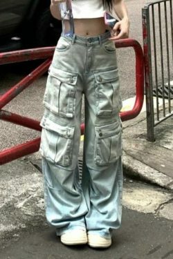 Coquette Aesthetic Cargo Skirt with Multi-Pocket Design