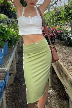 Coquette Aesthetic Cargo Skirt: Y2K Fashion Grunge Style with a Touch of Pastel Goth Vibe