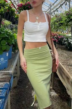 Coquette Aesthetic Cargo Skirt: Y2K Fashion Grunge Style with a Touch of Pastel Goth Vibe