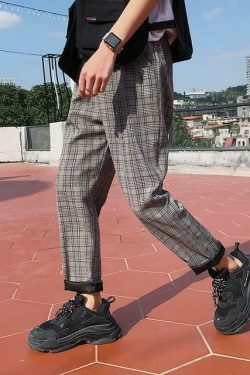 Coquette Aesthetic Cargo Skirt: Y2K Fashion Grunge Style with Relaxed Plaid Pants