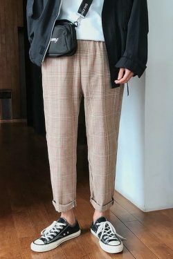 Coquette Aesthetic Cargo Skirt: Y2K Fashion Grunge Style with Relaxed Plaid Pants