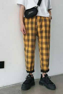 Coquette Aesthetic Cargo Skirt: Y2K Fashion Grunge Style with Relaxed Plaid Pants