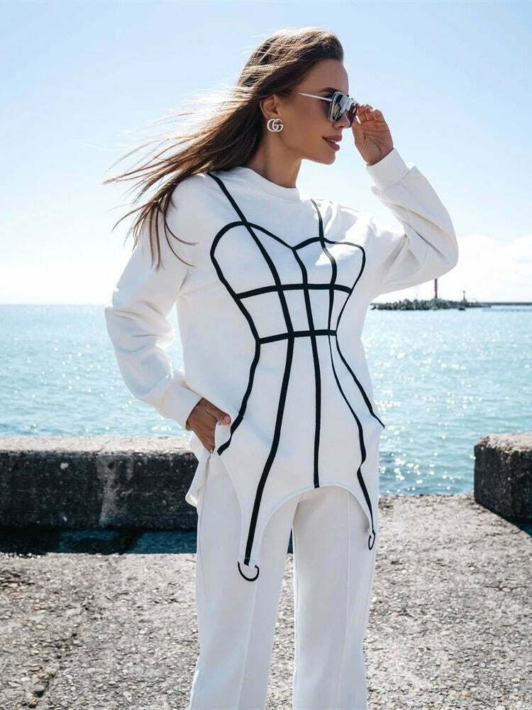 Coquette Aesthetic Cargo Skirt: Y2K Style Grunge Hoodie for Women - Cute Tops & Pastel Goth Fashion