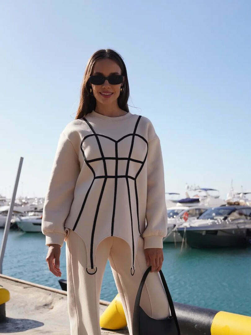 Coquette Aesthetic Cargo Skirt: Y2K Style Grunge Hoodie for Women - Cute Tops & Pastel Goth Fashion