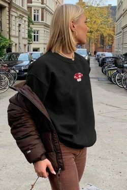 Coquette Aesthetic Cargo Skirt: Y2K Style Grunge Hoodie for Women - Vintage Fashion