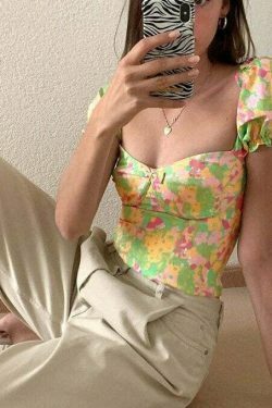 Coquette Aesthetic Carlie Floral Top - Y2K Fashion Women's Clothing for Grunge and Pastel Goth Style