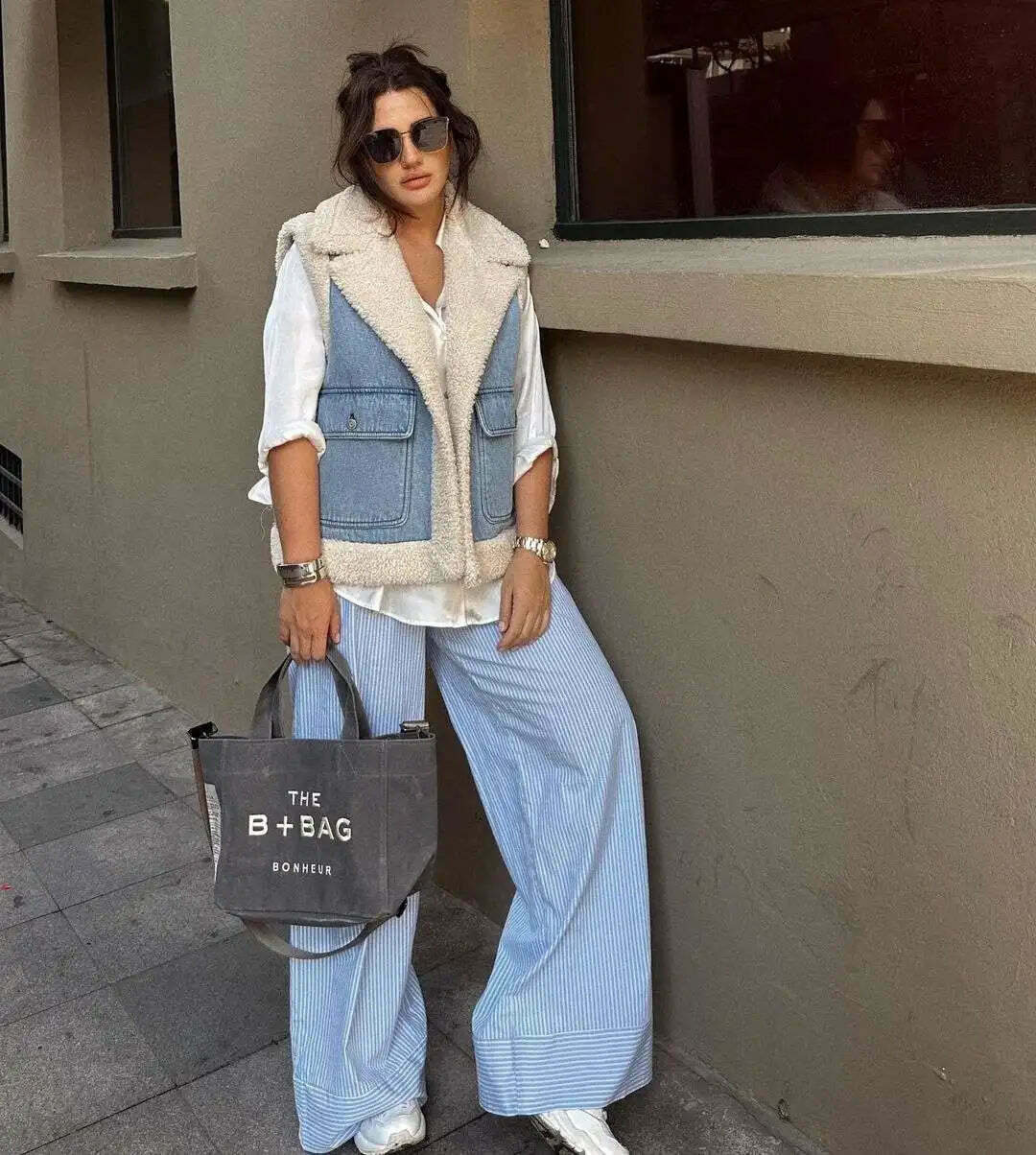 Coquette Aesthetic Cloud Nine Plush Gilet - Y2K Fashion Women's Outerwear Coquette Aesthetic Cloud Nine Plush Gilet - Y2K Fashion Women's Outerwear