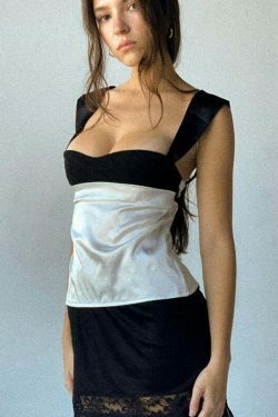 Coquette Aesthetic Cooper Cropped Vest - Y2K Fashion Women's Clothing