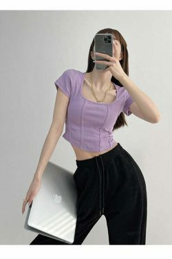 Coquette Aesthetic Crop Top: Y2K Fashion with Grunge & Pastel Goth Vibes