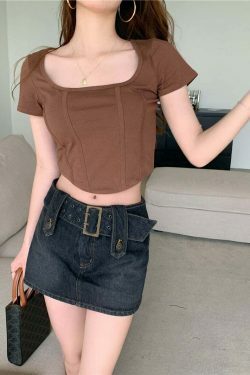 Coquette Aesthetic Crop Top: Y2K Fashion with Grunge & Pastel Goth Vibes