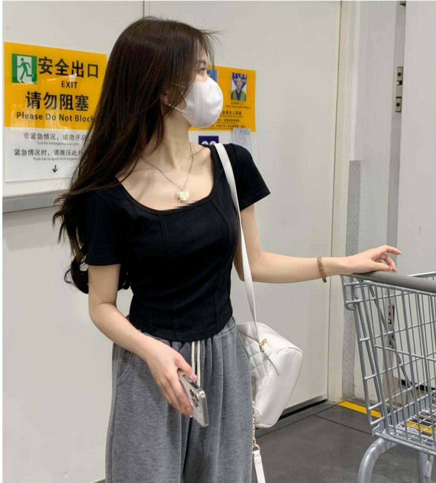 Coquette Aesthetic Crop Top: Y2K Fashion with Grunge & Pastel Goth Vibes