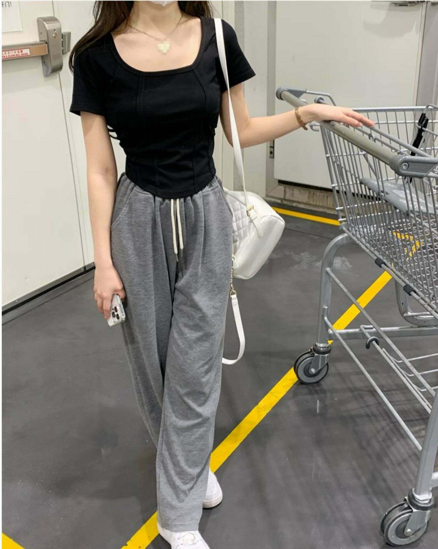 Coquette Aesthetic Crop Top: Y2K Fashion with Grunge & Pastel Goth Vibes