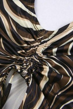 Coquette Aesthetic Daisy Halter Top - Y2K Fashion V-Neck Style