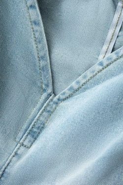 Coquette Aesthetic Denim Cargo Skirt with V-Waist Buckle & Flap Pockets