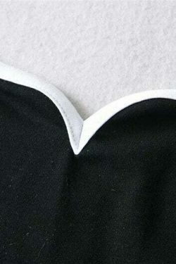 Coquette Aesthetic Ellin Hearted Neckline Cami - Y2K Fashion Grunge Style Cute Tops