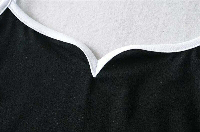 Coquette Aesthetic Ellin Hearted Neckline Cami - Y2K Fashion Grunge Style Cute Tops