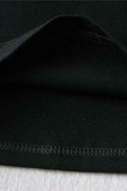 Coquette Aesthetic Ellin Hearted Neckline Cami - Y2K Fashion Grunge Style Cute Tops