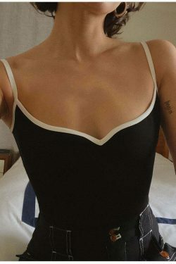 Coquette Aesthetic Ellin Hearted Neckline Cami - Y2K Fashion Grunge Style Cute Tops