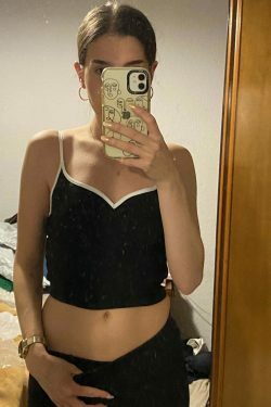 Coquette Aesthetic Ellin Hearted Neckline Cami - Y2K Fashion Grunge Style Cute Tops