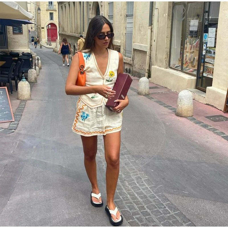 Coquette Aesthetic Embroidered Shorts Set - Y2K Fashion Women's Outfit Coquette Aesthetic Embroidered Shorts Set - Y2K Fashion Women's Outfit