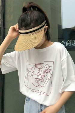 Coquette Aesthetic Faces Art Drawing T-Shirt - Y2K Fashion Grunge Style Cute Tops Pastel Goth