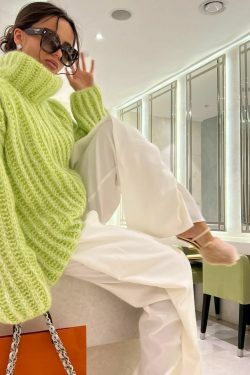 Coquette Aesthetic Fluffy Long-Sleeved Sweater for Y2K Fashion Enthusiasts