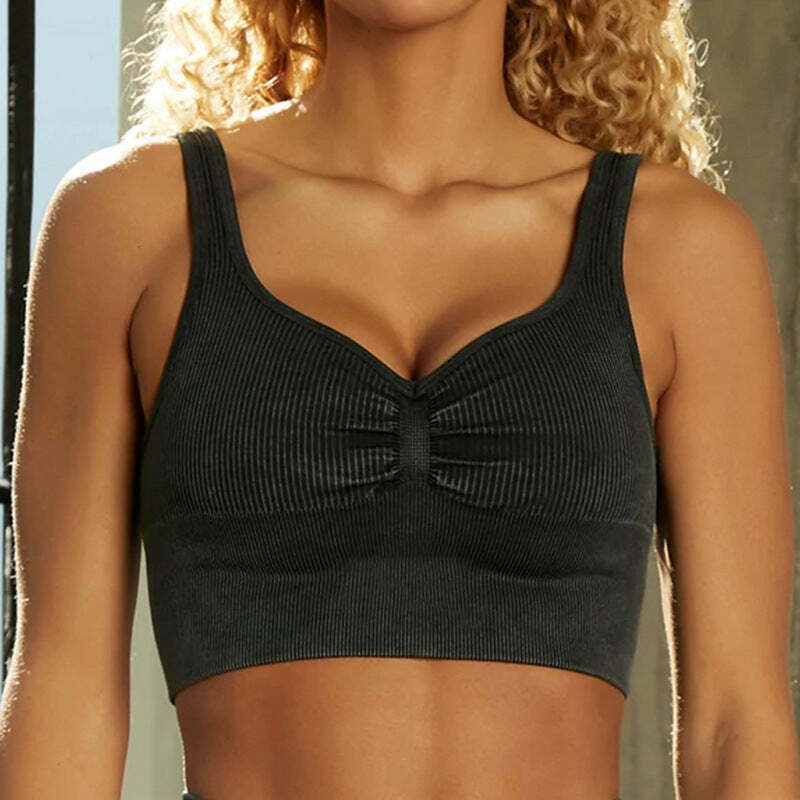 Coquette Aesthetic Frosted Bra and Hip-Lifting Yoga Suit Coquette Aesthetic Frosted Bra and Hip-Lifting Yoga Suit