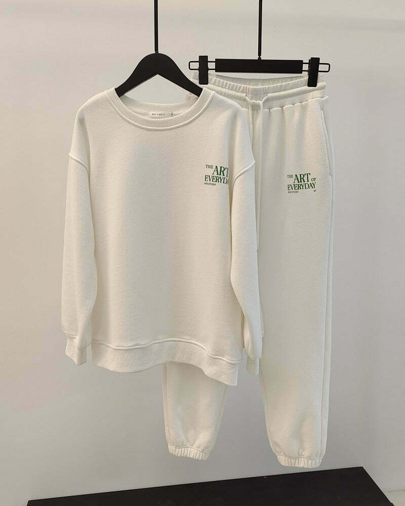 Coquette Aesthetic Gracia Fleece Tracksuit Set - Y2K Fashion Women's Outfit Coquette Aesthetic Gracia Fleece Tracksuit Set - Y2K Fashion Women's Outfit