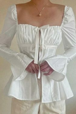 Coquette Aesthetic Lace Top with Ruched Sleeves