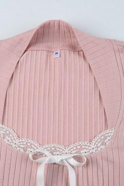 Coquette Aesthetic Long-Sleeve Lace Trim Knit Top with Bow Detail