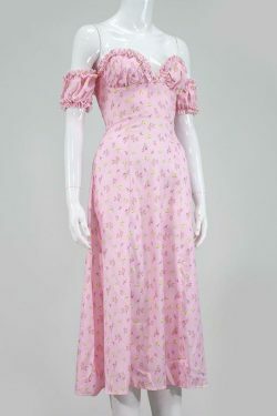 Coquette Aesthetic Maxi Dress: Y2K Fashion with Grunge Twist & Pastel Goth Vibes